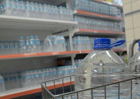 Médicos alertam para alta incidência de pedra nos rins no verão