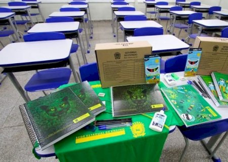 Governo fecha contrato de kits escolares; distribuição inicia em fevereiro
