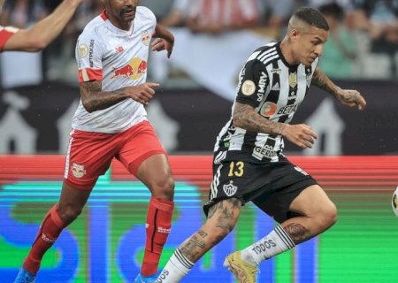 Atlético-MG confirma lesão de Arana, que está fora da Copa do Mundo