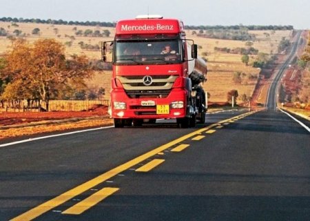 Motoristas devem ter prudência nas rodovias durante feriado