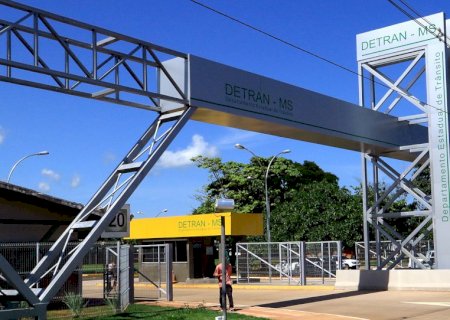 Detran alerta população sobre falsa autoescola e site criado para aplicar golpe da CNH