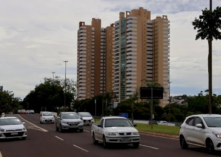 Licenciamento para placas final 6 vai até dia 31