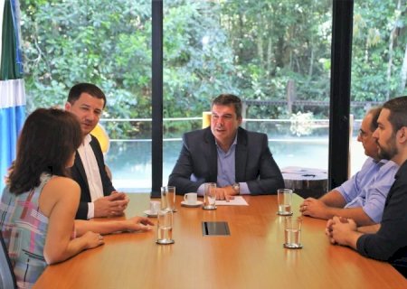Governador se compromete em atender demandas para valorizar os médicos-veterinários