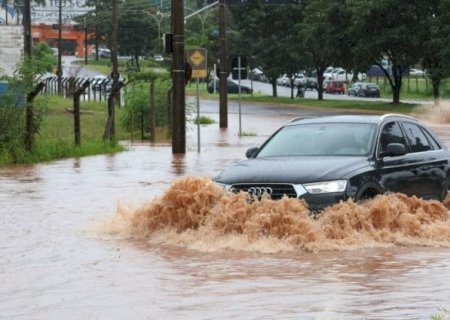 Autoridades alertam sobre cuidados redobrados em meio às chuvas intensas