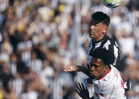 Braga e Bota empatam e Palmeiras termina rodada como líder