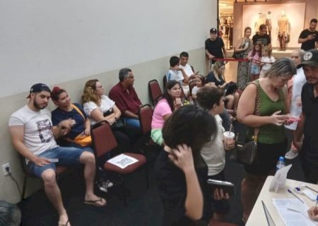 Dourados vacinou mais de 1,7 mil contra a dengue no final de semana