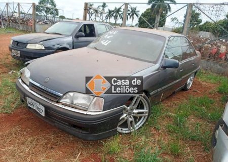 Novo leilão do Detran-MS tem o clássico Omega CD e Honda Fan em Dourados