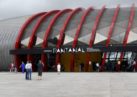 Confira o ‘abre e fecha’ dos órgãos públicos do Estado no feriado