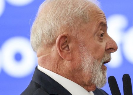 Lula anuncia inclusão de 1,2 milhão de alunos no Pé-de-Meia