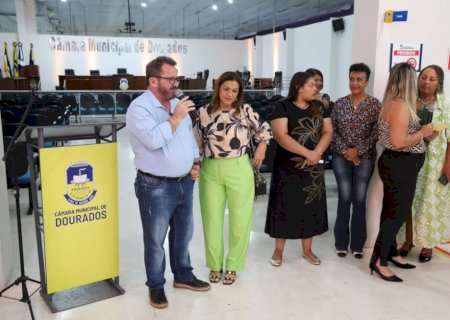 Servidoras t&ecirc;m caf&eacute; da manh&atilde; em comemora&ccedil;&atilde;o ao Dia das M&atilde;es