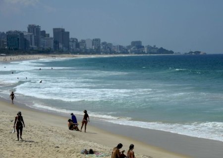 Senado retoma debate de PEC que pode privatizar praias