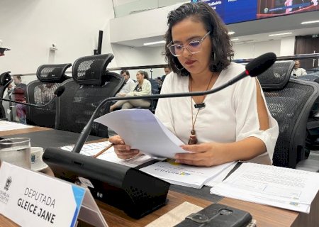 Gleice questiona Governo de MS sobre operacionalização do Hospital Regional de Dourados