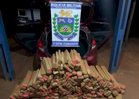 Polícia Militar de Nova Itamarati apreende  maconha e prende foragido da justiça