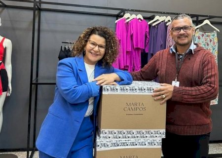 Empresária doa cerca de 700 roupas íntimas femininas para pacientes do HU-UFGD