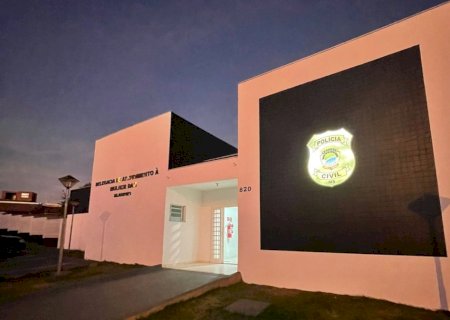 Homem é preso após se masturbar na frente de adolescentes perto de escola em Dourados