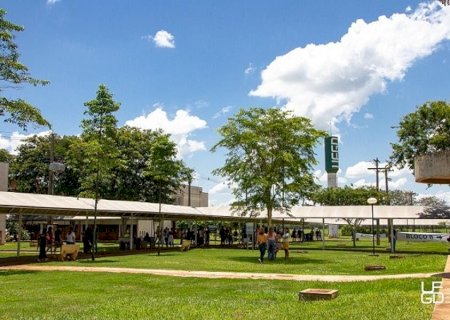 UFGD oferece vagas para migrantes e refugiados interessados em cursar faculdade