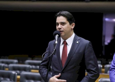 Projeto proíbe inteligência artificial de usar foto de criança sem o consentimento dos pais
