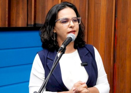 Urgência no atendimento oncológico: Gleice Jane pede respostas ao governo de MS sobre fila