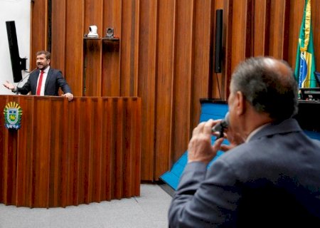 Deputados denunciam falta de medicamentos e cobram melhorias na Saúde