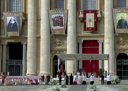 Papa Francisco canoniza padre por milagre na Amazônia