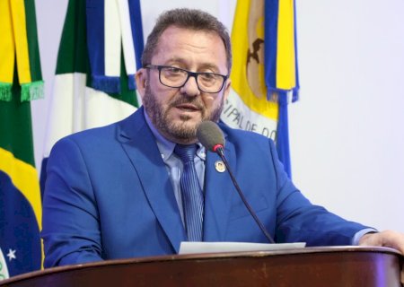 Laudir prop&otilde;e indica&ccedil;&otilde;es para melhorias em acessibilidade, tr&acirc;nsito e paisagismo em Dourados