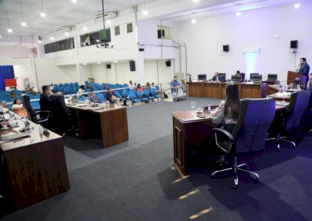 C&acirc;mara aprova oito projetos de leis na 40&ordf; sess&atilde;o