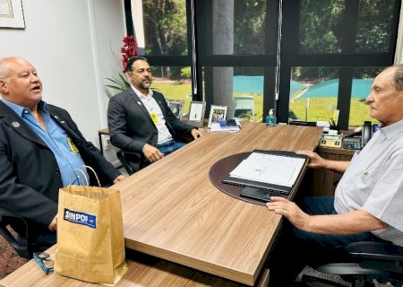 Zé Teixeira reivindica concurso público para peritos oficiais