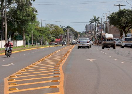 Prefeitura reúne comerciantes da Coronel Ponciano para discutir trânsito na via