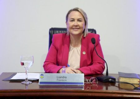 Lei do cordão tulipa vermelha é sancionada  e garante mais inclusão às pessoas com Parkinson