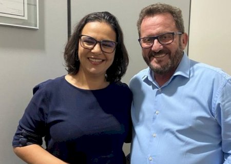 Laudir e deputada Gleice Jane garantem R$ 50 mil para Escola Clarice Rosa Bastos