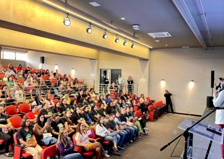 Seminário sobre autismo mostra que inclusão acontece quando escola, terapia e família se unem