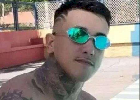 Rapaz admite ter matado avô e neto, mas deixa delegacia pela porta da frente