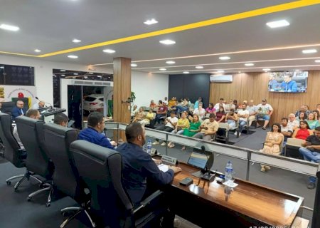 Câmara de Caarapó aprova reajuste para servidores e faz Prefeitura retirar da Lei aumento irregular para secretários