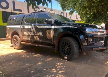 Homem é preso pela Polícia Civil, em flagrante, por feminicídio em Itaquiraí