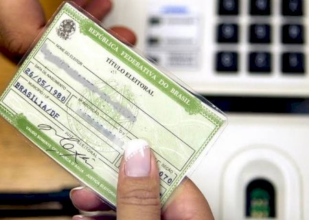 Eleitores devem regularizar situação até 19 de maio para evitar cancelamento do título