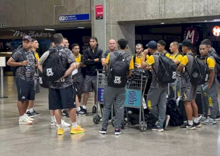 Atraso em voo faz Juventude de Dourados chegar 24 horas depois para Brasileiro de Futsal