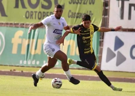 Operário perde para o Cascavel e cai para a lanterna do Grupo
