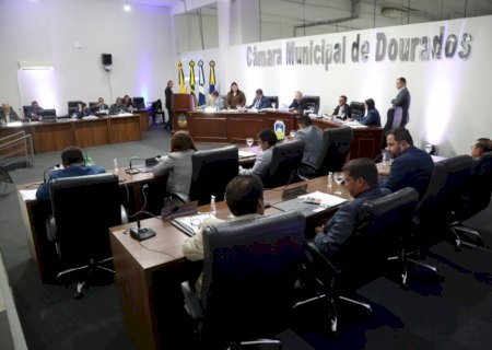 Prefeito sanciona lei que proíbe contratação de condenados por crimes sexuais contra crianças