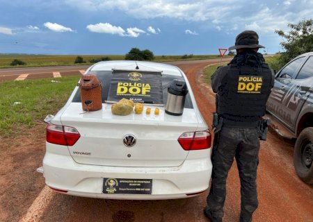 DOF prende mulher com maconha em garrafas térmicas que seriam levadas para presídio