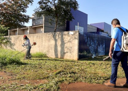 Centro Viva Mulher recebe mutirão de limpeza e revitalização em Dourados