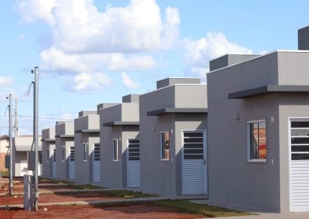 Política habitacional de MS é impulsionada por Governo e Agehab, chegando a milhares de famílias