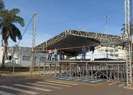 Festa Junina de Navira&iacute; come&ccedil;a hoje com concurso de barracas e quadrilhas