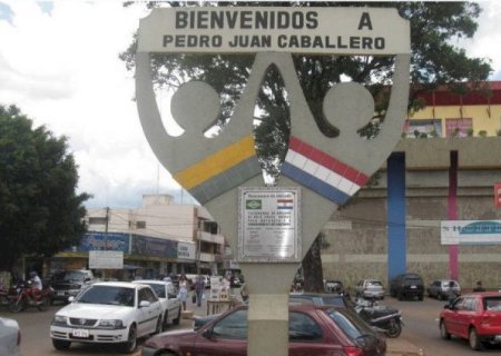Douradenses denunciam extorsão de R$ 5 mil por policiais em Pedro Juan