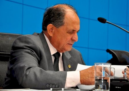Deputado Zé Teixeira reivindica melhorias estruturais em Dourados