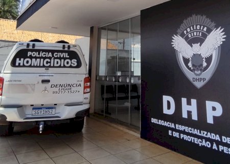 Polícia Civil prende quatro indivíduos com mandados de prisão por homicídio que estavam foragidos