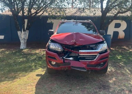 Acidente de trânsito em Caarapó resulta na prisão de motorista por embriaguez e omissão de socorro e da vítima por tráfico de drogas