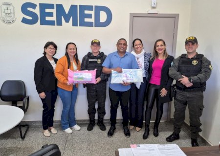 Prefeitura recebe do DOF 122 barracas infantis para a Secretaria de Educação