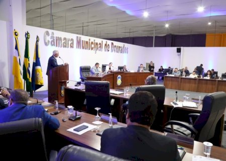 Vereadores aumentam em 38% a cota parlamentar em Dourados&nbsp;