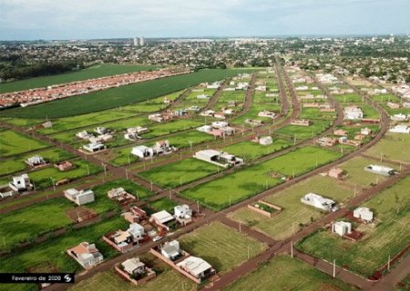 Prefeitura assina ordem de serviço para construção de casas populares