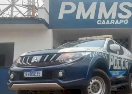 Polícia Militar prende homem por agredir moradora de rua na Praça Central de Caarapó